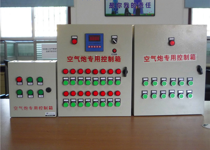 1629768542925750.jpg 手動(dòng)控制箱.jpg