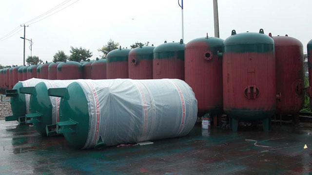 儲(chǔ)氣罐出現(xiàn)噪聲時(shí)怎樣解決？